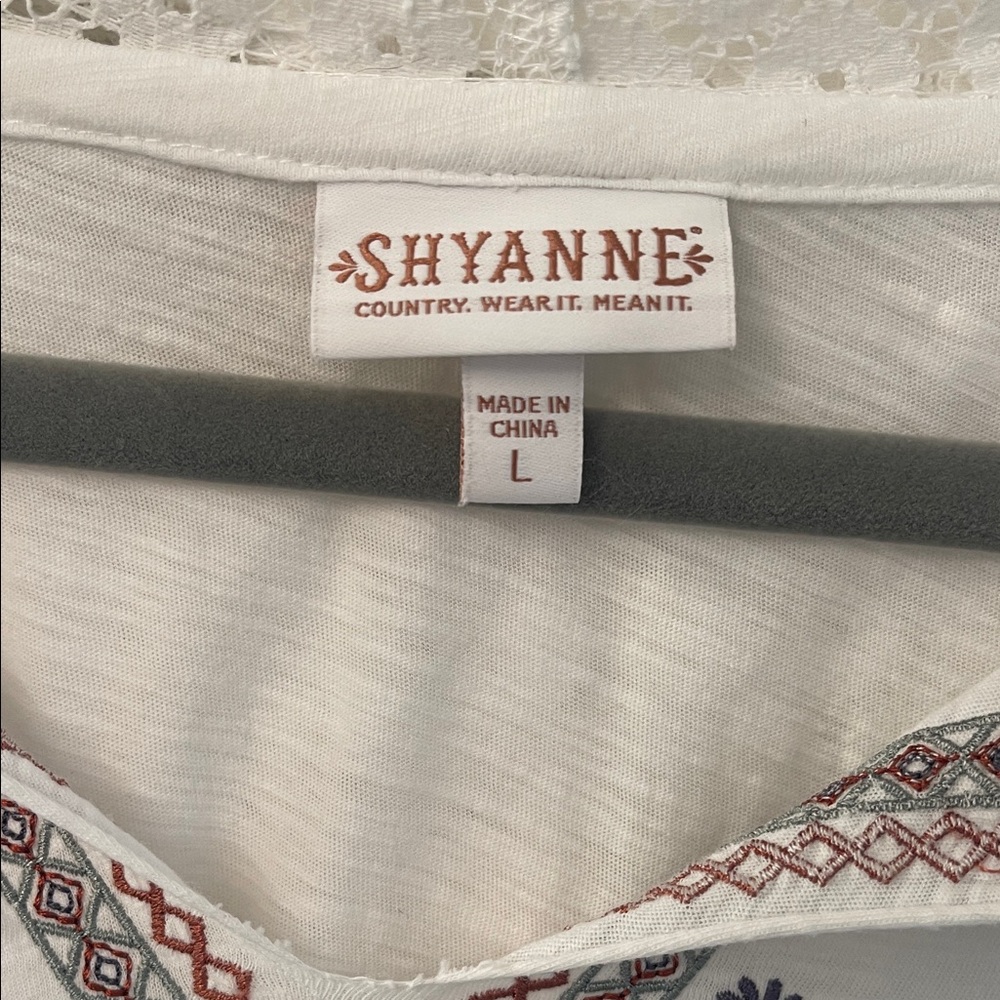 Shyanne White Hooded Pullover with Embroidered Accents and Lace - Picture 3 of 11